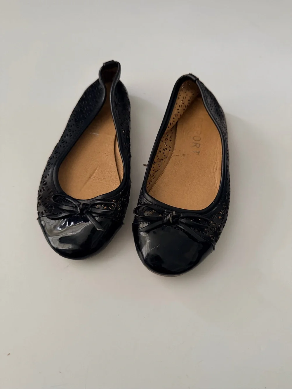 Report Black Girl’s Laser-Cut Ballet Flats with Bow